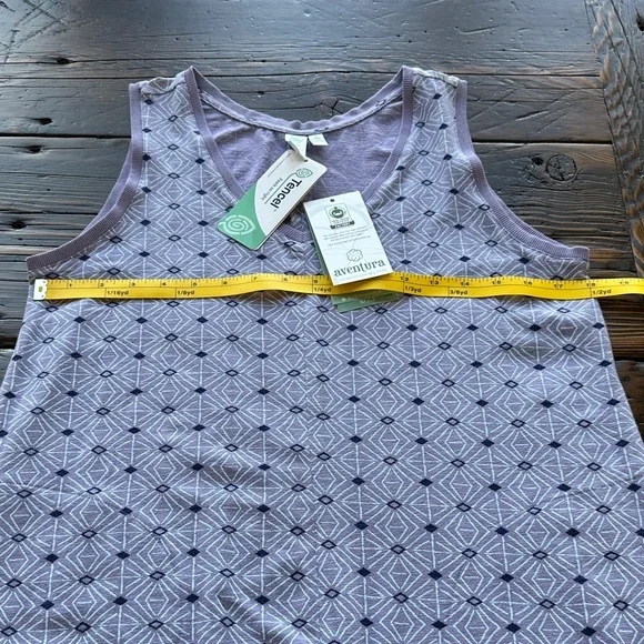 Aventura Lavender Geometric Midi Dress Size S - Picture 5 of 8